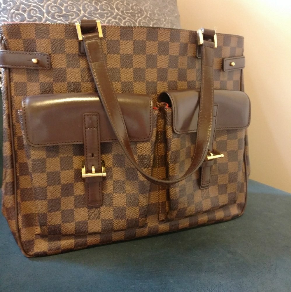 Authentic Louis Vuitton Uzes